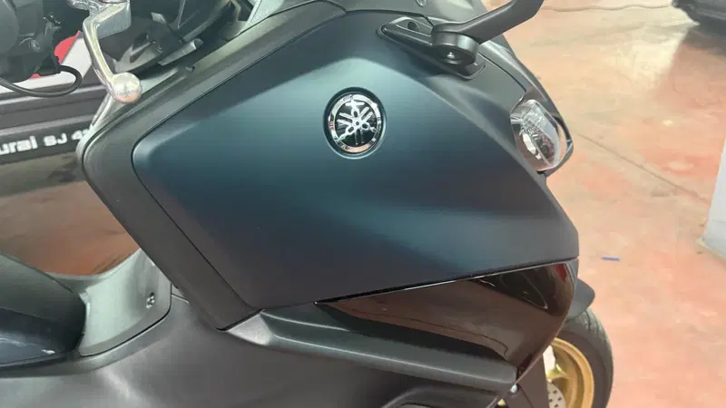 Yamaha T-Max 560 (2022 - 24) (14)