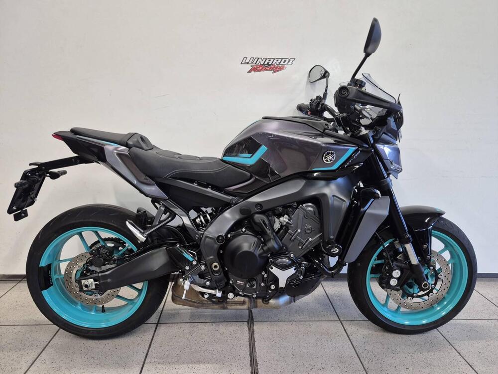 Yamaha MT-09 Y-AMT (2024 - 25)