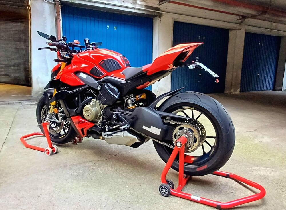 Ducati Streetfighter V4 S (2023 - 24) (4)