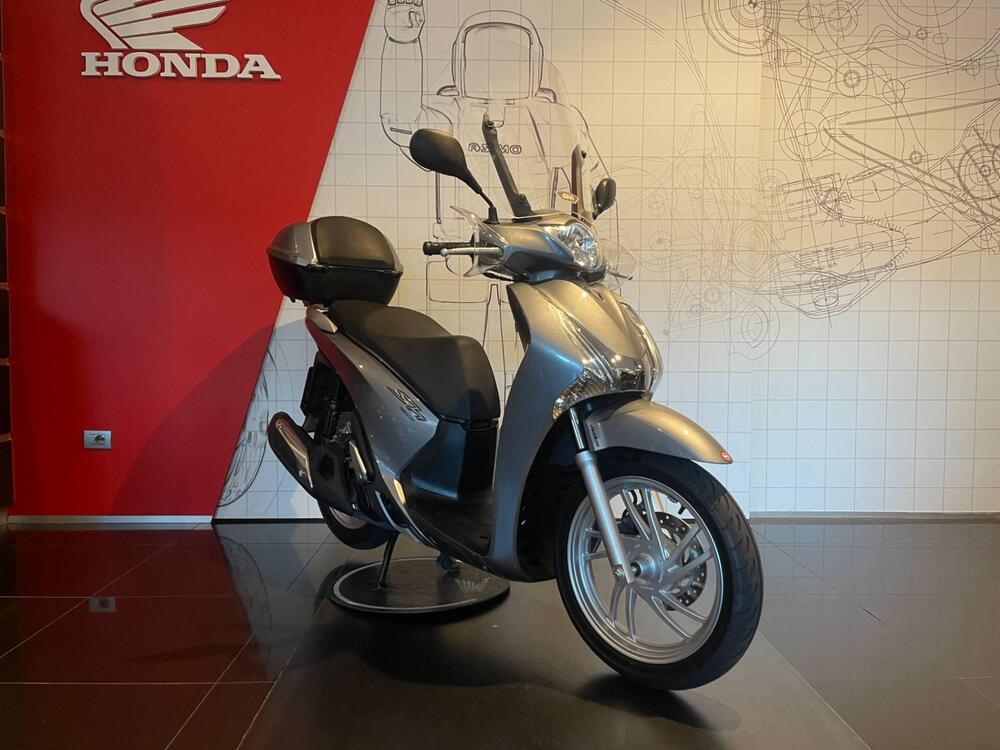 Honda SH 150 i ABS (2013 - 16) (3)