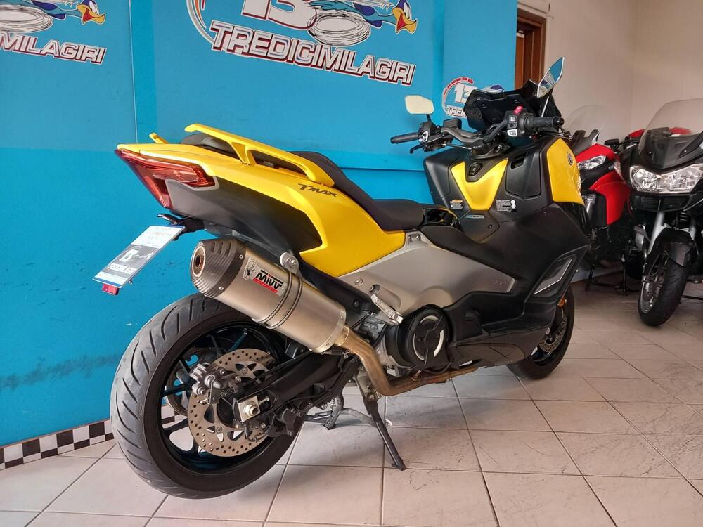 Yamaha T-Max 560 (2022 - 24) (3)