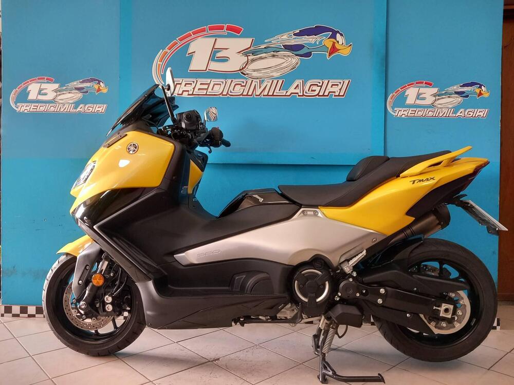 Yamaha T-Max 560 (2022 - 24) (4)