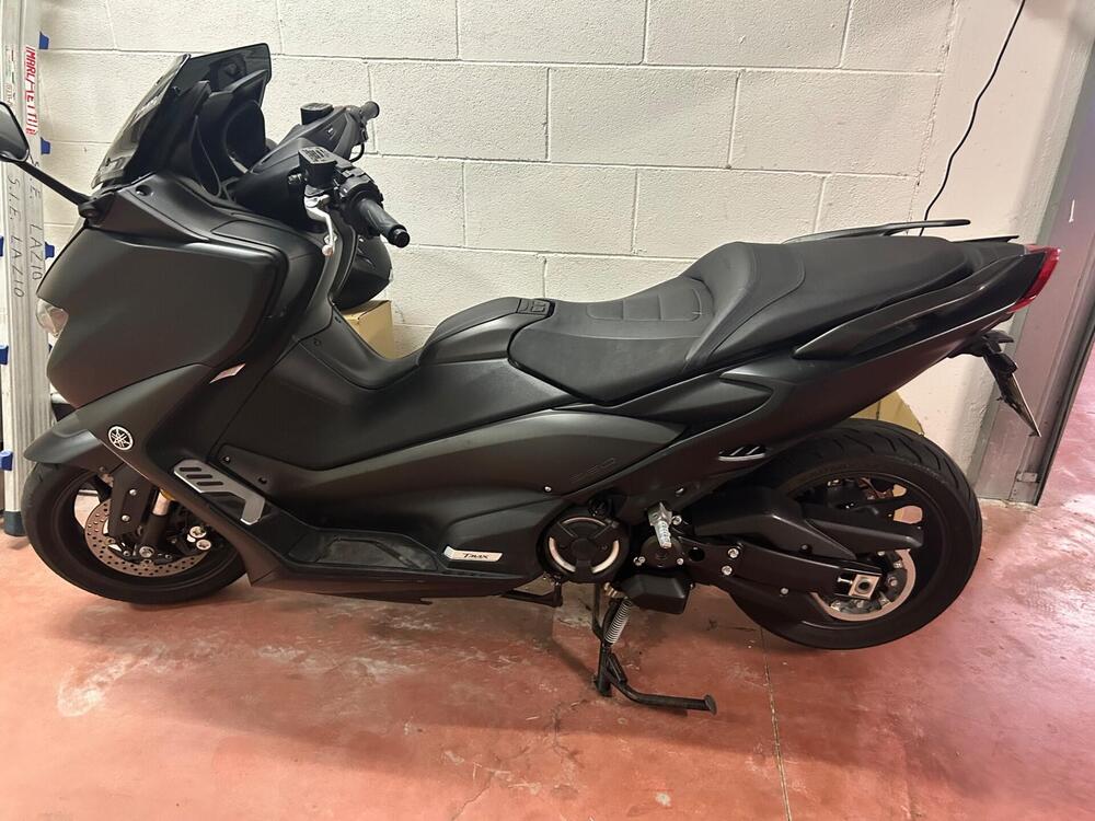 Yamaha T-Max 560 (2020 - 21) (3)