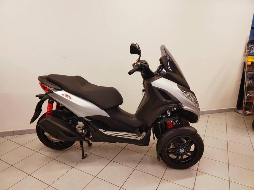 Piaggio MP3 300 Sport ABS Hpe (2021 - 24) (3)