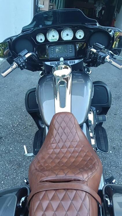 Harley-Davidson 1690 Street Glide Special (2014 - 16) - FLHX (4)