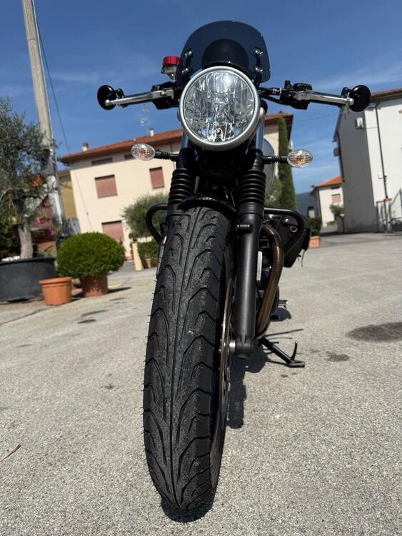 Triumph Street Twin 900 (2016) (4)