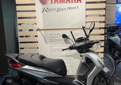 Piaggio Beverly 300 Hpe (2021) usata