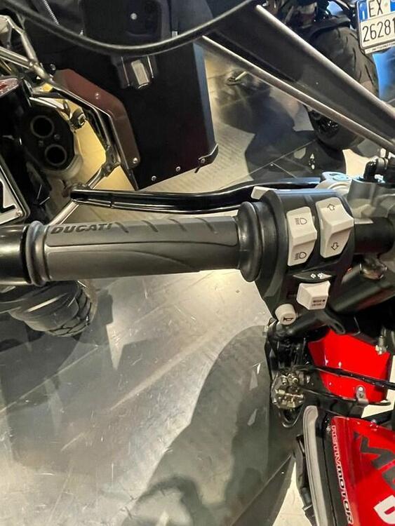 Ducati Monster 937 (2021 - 25) (5)