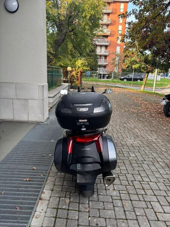 Honda Deauville 700 ABS (4)