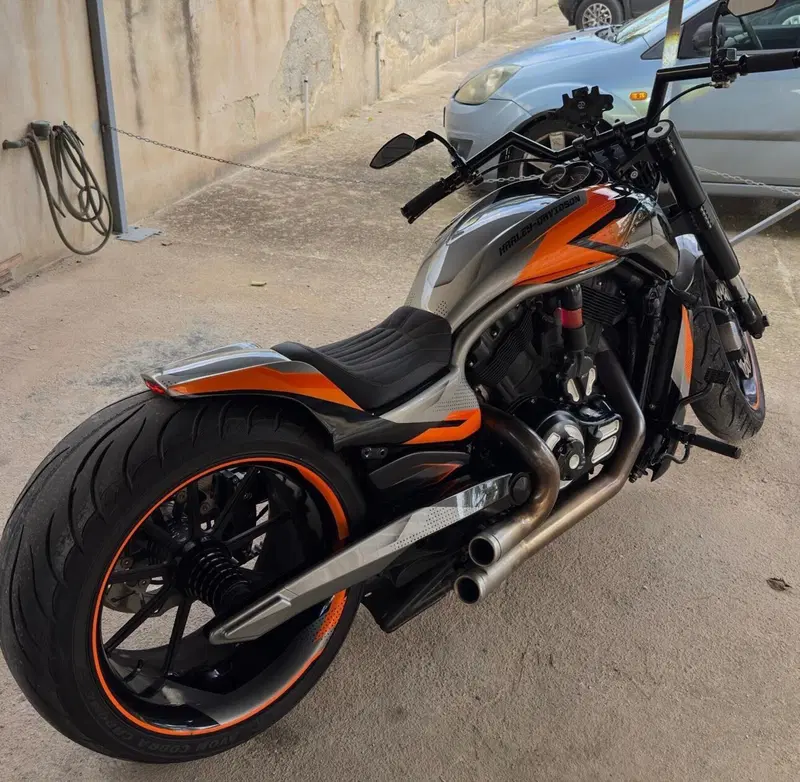 Harley-Davidson 1250 V-Rod Muscle (2009 - 17) - VRSCF (5)