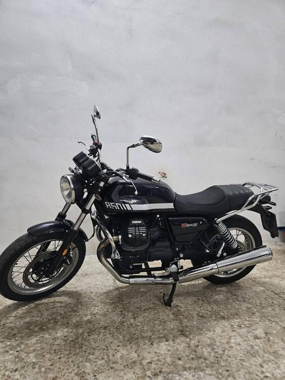 Moto Guzzi V7 850 Stone Special Abs (2021) (2)