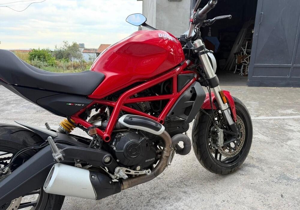 Ducati Monster 797 (2017 - 18) (2)