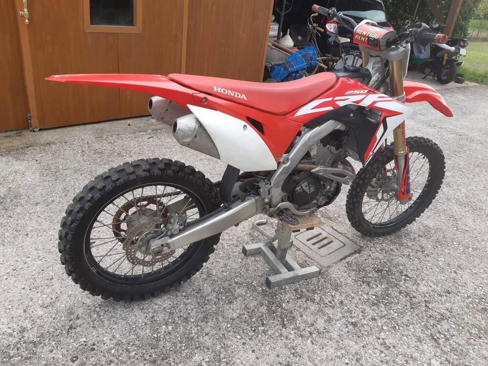 Honda CRF 250 R (2019) (4)
