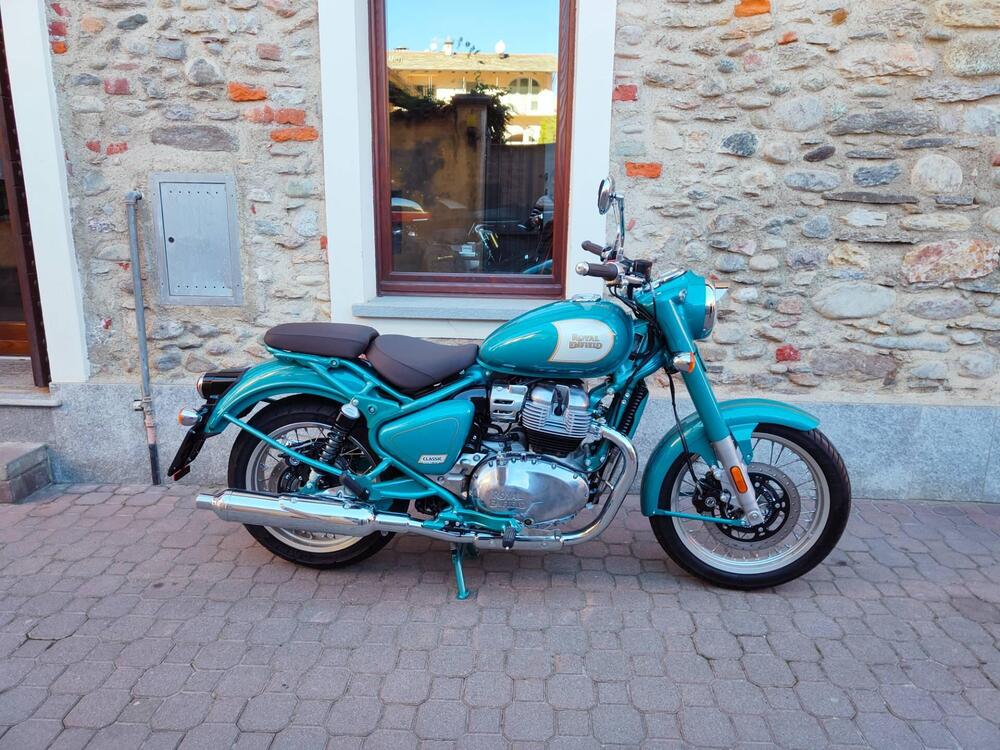 Royal Enfield Classic 650 (2025) (3)