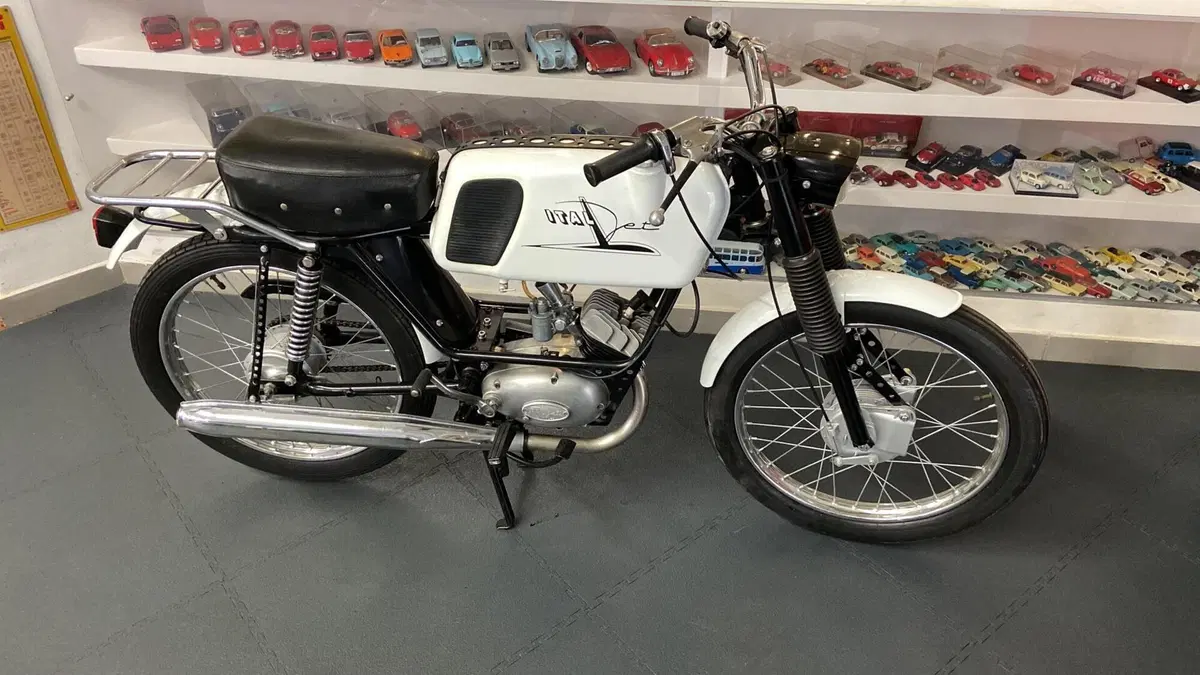 Italjet Moto Mustang 