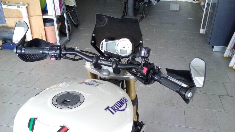 Triumph Speed Triple 1050 (2005 - 11) (4)