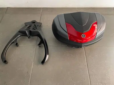 Portapacchi e bauletto originali Yamaha x TMAX 530