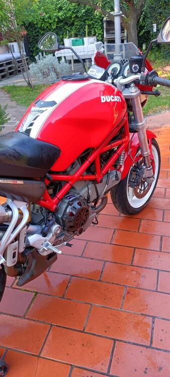 Ducati Monster S2R 1000 (2)