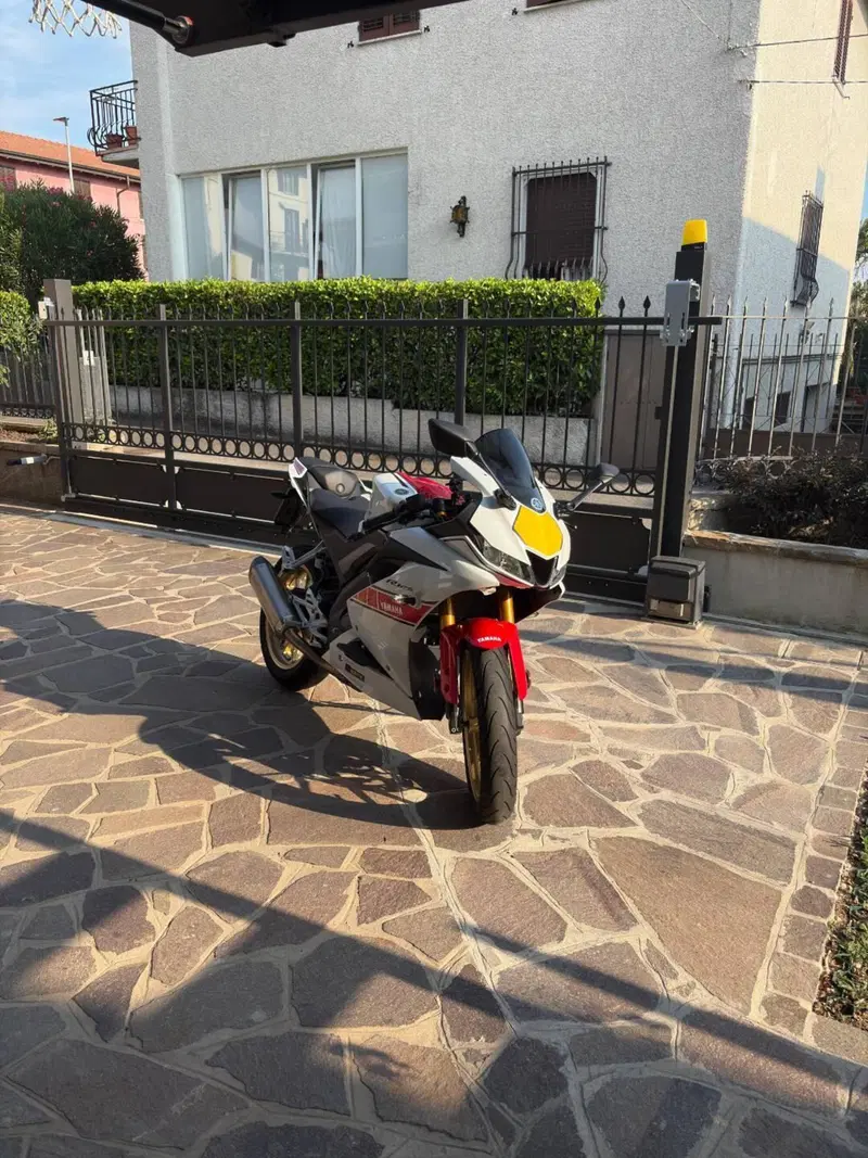Yamaha YZF R125 (2023 - 26) (9)