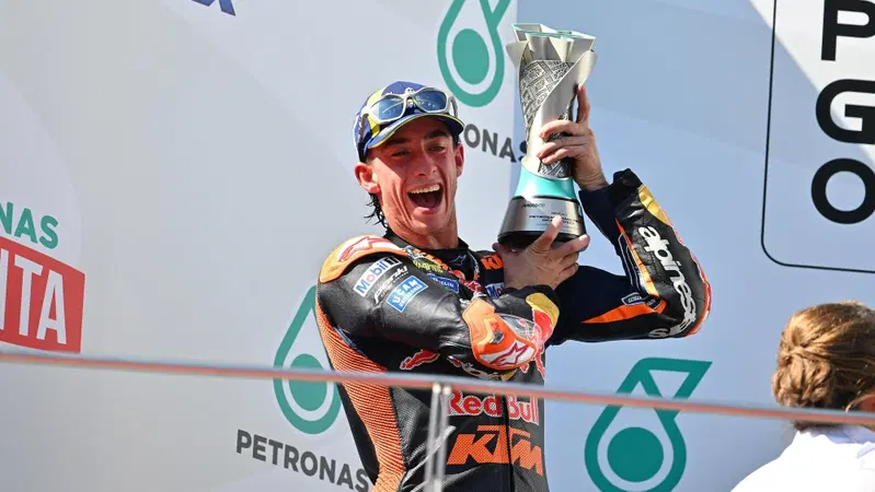 MotoGP 2025. GP della Malesia. Pedro Acosta: "Ho detto: 'Buttiamo via tutto, se andiamo male &egrave; una mia responsabilit&agrave;'"