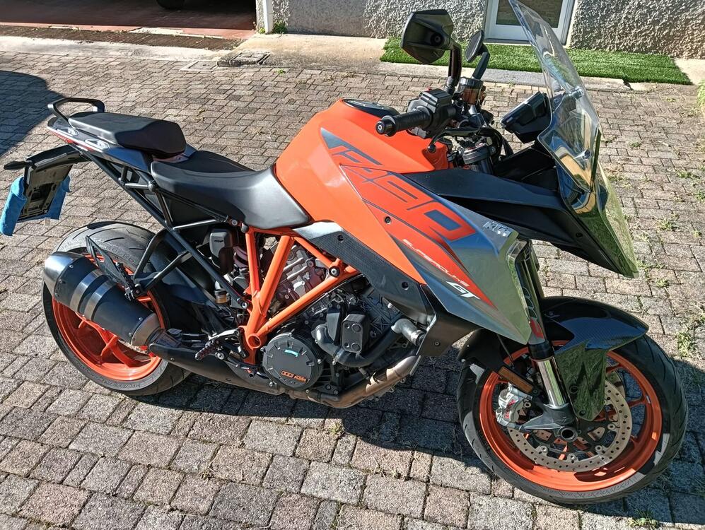 KTM 1290 Super Duke GT (2019 - 20)