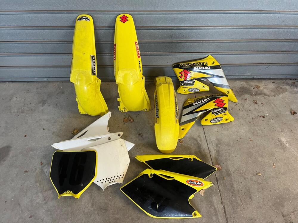 Kit Plastiche Suzuki