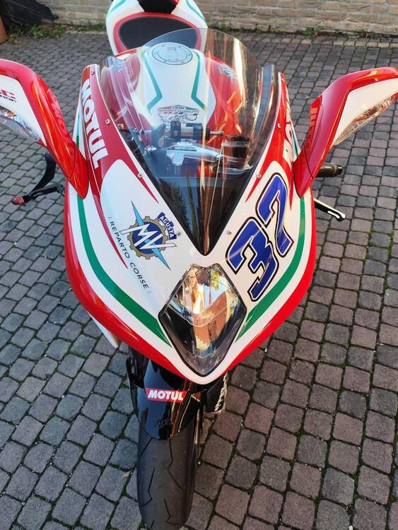 MV Agusta F3 800 RC (2015 - 17) (3)