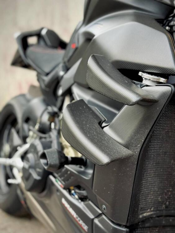 Ducati Streetfighter V4 1100 S (2021 - 22) (5)