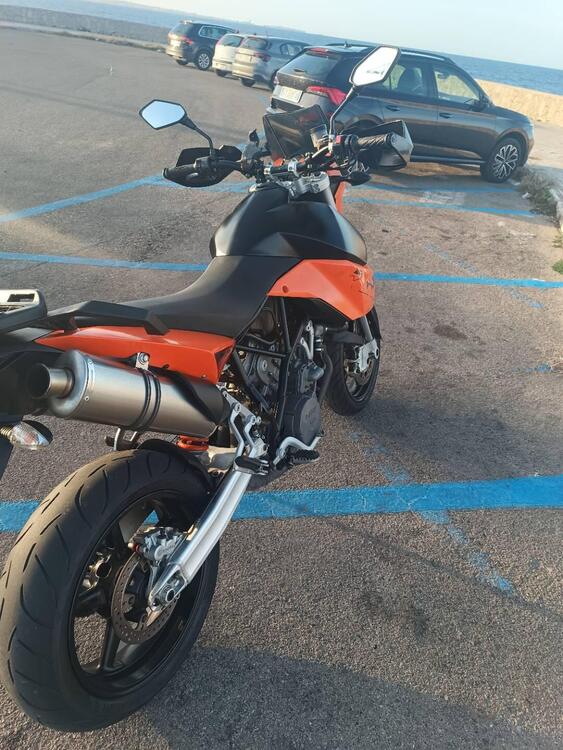 KTM 990 Supermoto (2007 - 08) (4)