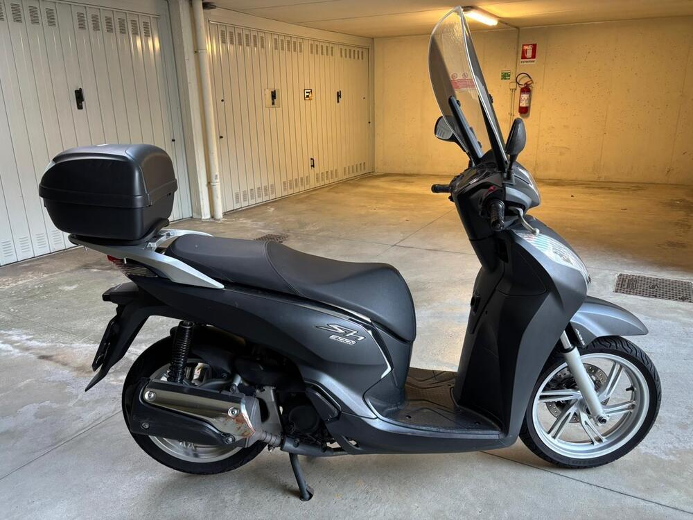 Honda SH 300 i ABS (2016 - 20) (5)