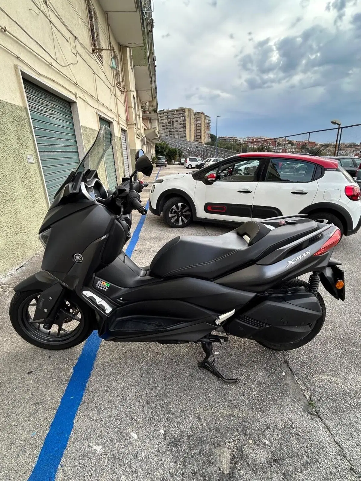 Yamaha X-Max 300 (2021 - 24) (4)