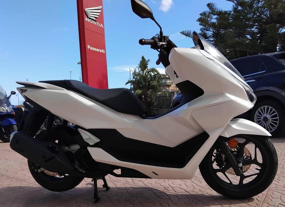 Honda PCX 125 (2025)