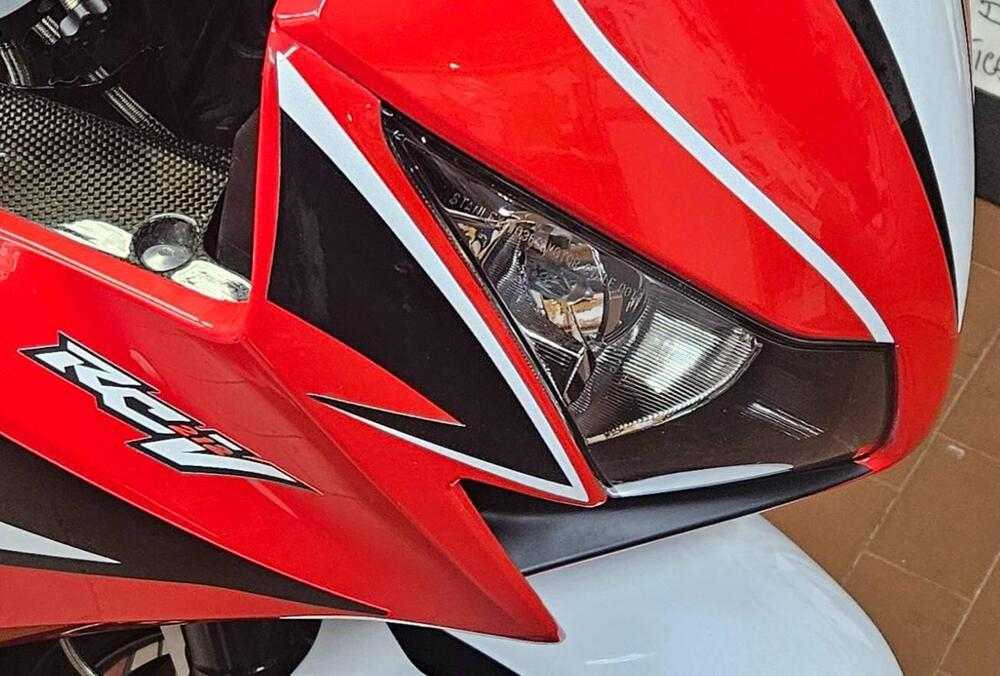 Honda CBR 1000 RR Fireblade (2012 - 16) (5)