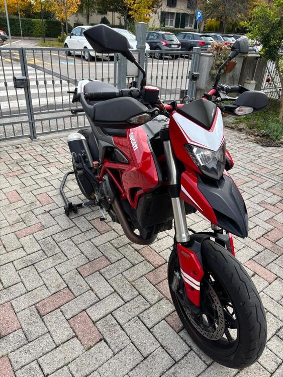 Ducati Hyperstrada 821 (2013 - 15) (3)