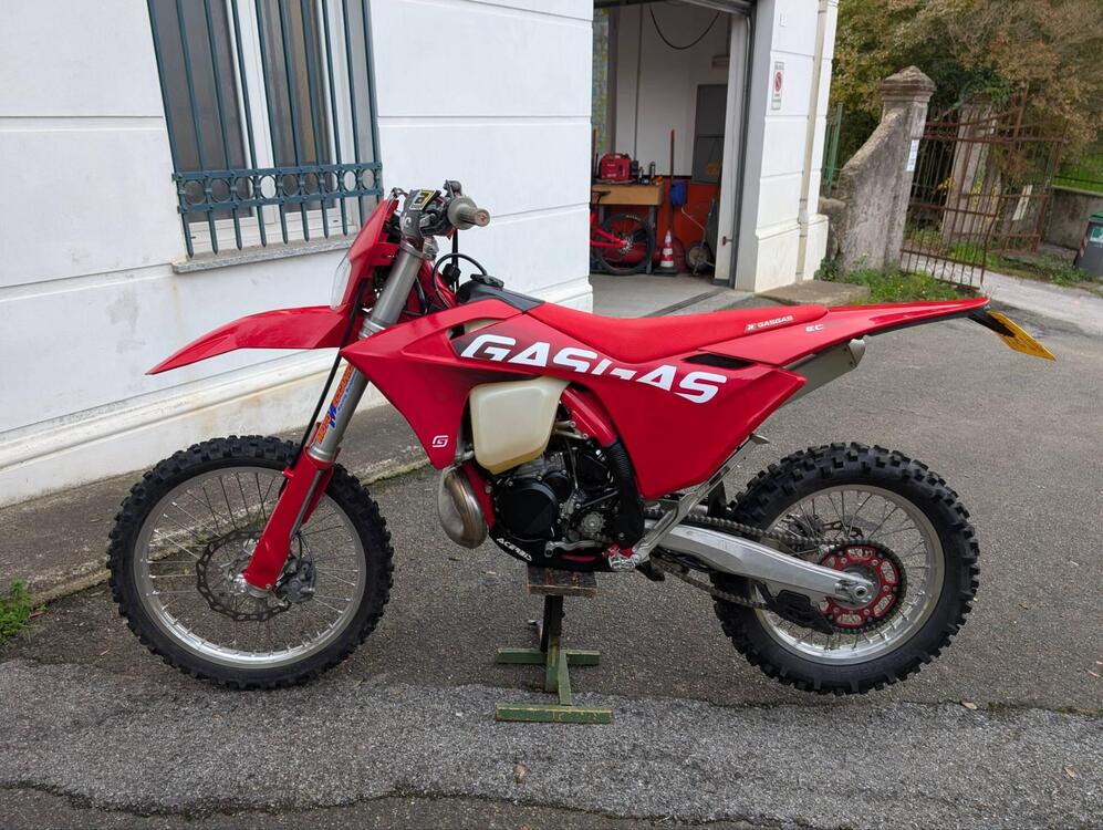 GASGAS EC 250 (2024) (4)