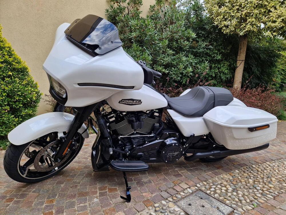 Harley-Davidson Street Glide (2024 - 25)