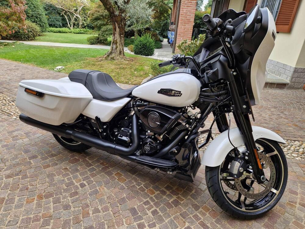 Harley-Davidson Street Glide (2024 - 25) (2)