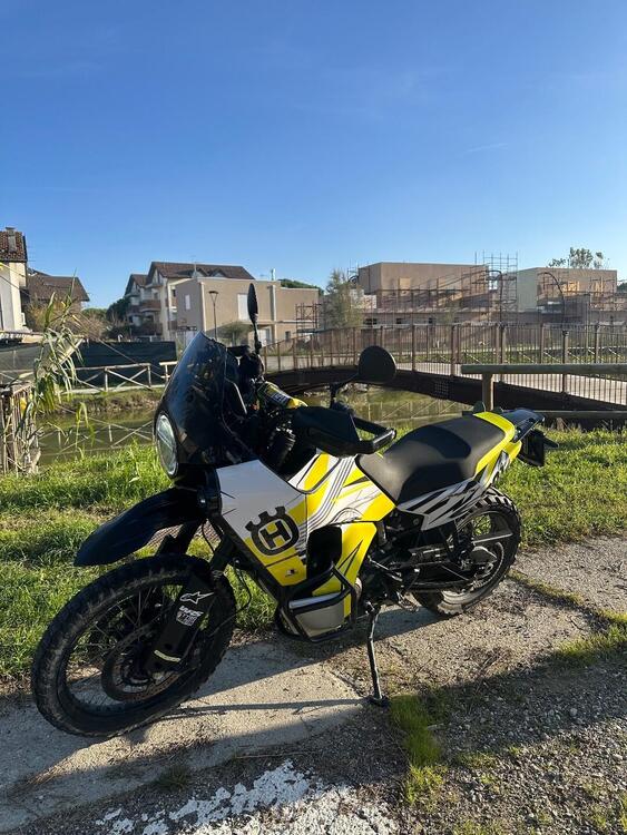 Husqvarna Norden 901 (2022 - 25) (3)