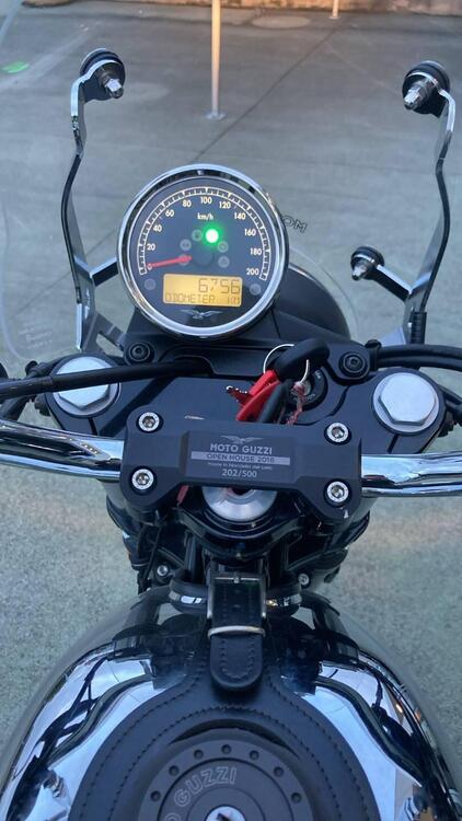 Moto Guzzi V7 III Limited (2018) (3)
