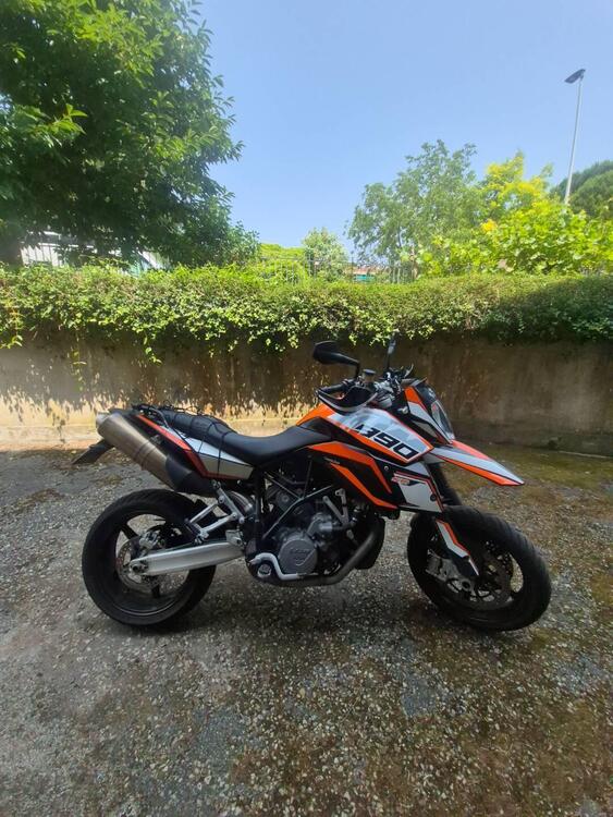 KTM 990 Supermoto (2007 - 08)
