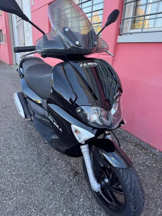 Gilera Runner 200 ST (3)