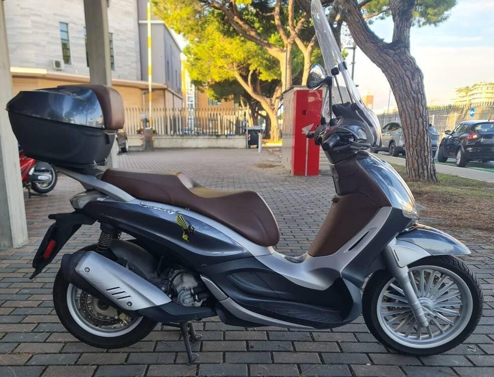 Piaggio Beverly 300 i.e. ABS-ASR (2016 - 20)