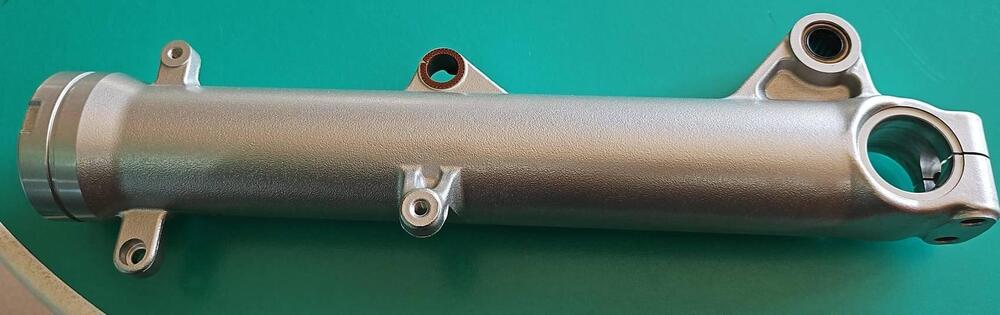 51520MCSG03 Piede forcella PAN EUROPEAN 1300 Honda (3)