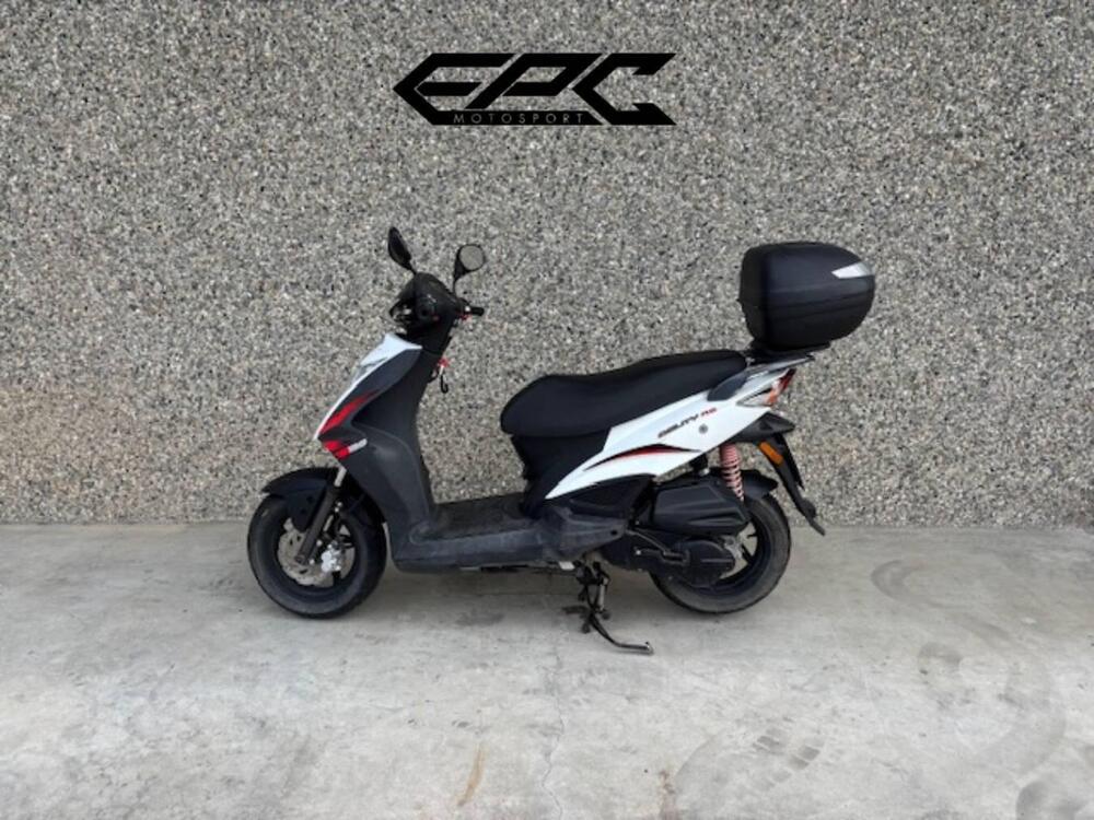 Kymco Agility 125 RS (2007 - 14) (2)