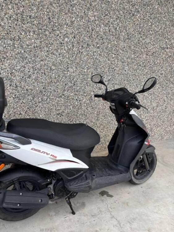 Kymco Agility 125 RS (2007 - 14) (5)
