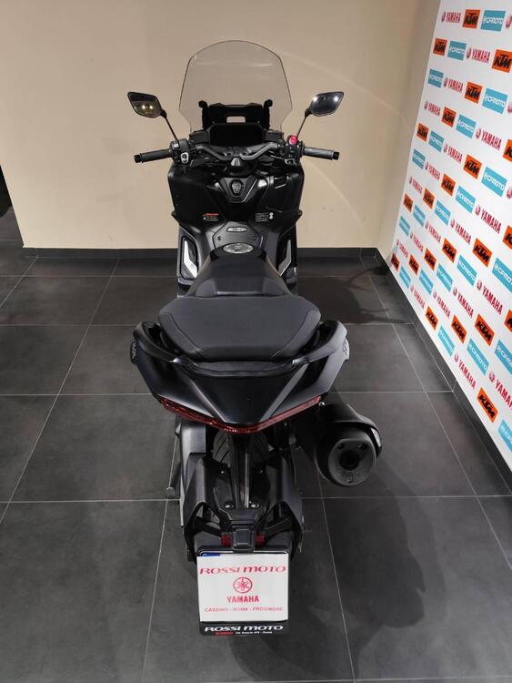 Yamaha T-Max 560 (2022 - 24) (3)