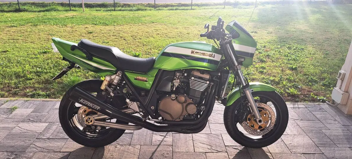 Kawasaki ZRX 1200 R (2000 - 06) (2)