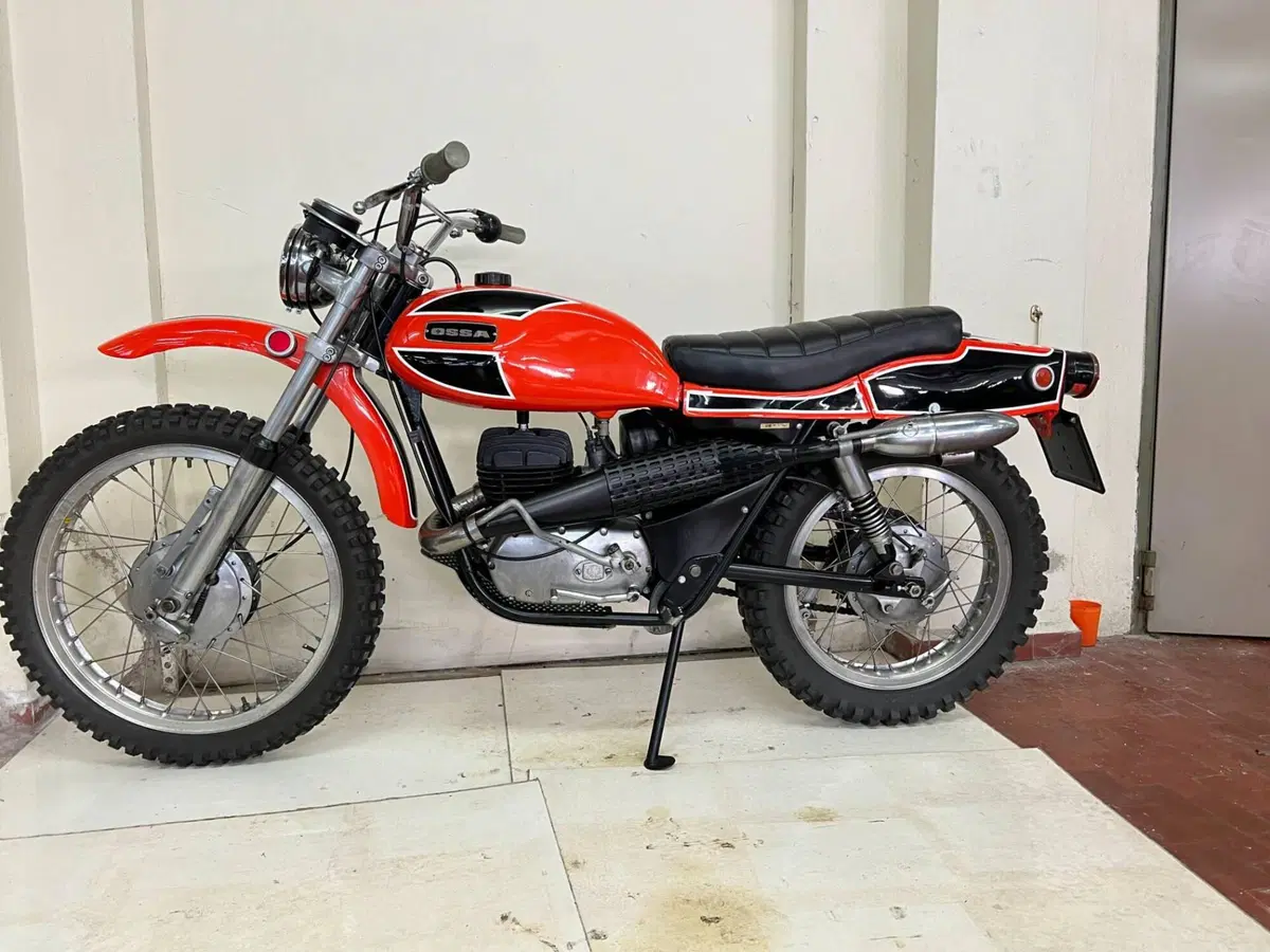 Ossa Pioner enduro 250  regolarità - sei giorni - ISDT (2)