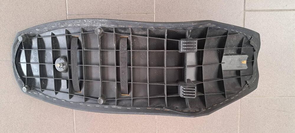 SELLA 690 DUKE 2009 Ktm (4)