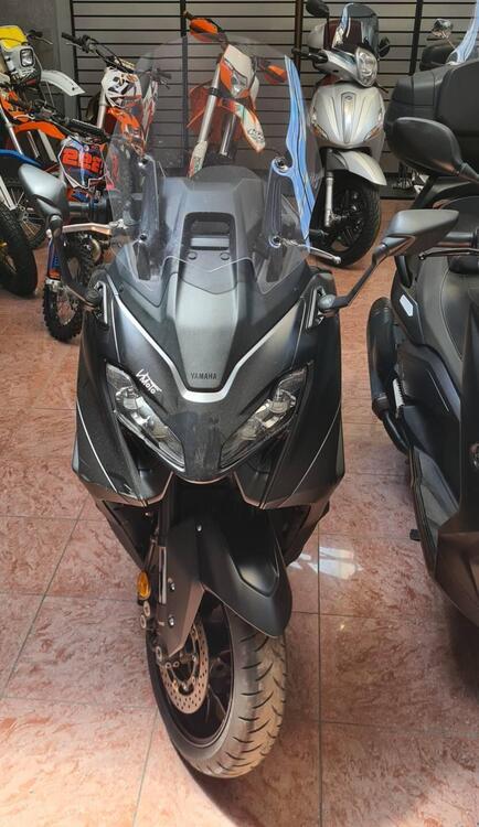 Yamaha T-Max 560 (2022 - 24) (3)